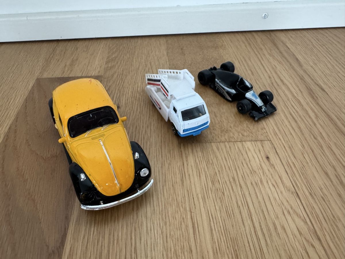 Welly Modellini d'auto: 3 Modellautos von Welly – Usato da Zürich venduto da wtpooh