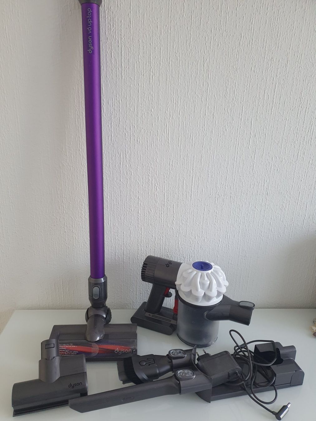 Dyson Aspirapolveri & Accessori: Dyson V6 d'occasion avec plusieurs accessoires – Usato da Lausanne venduto da Af2016