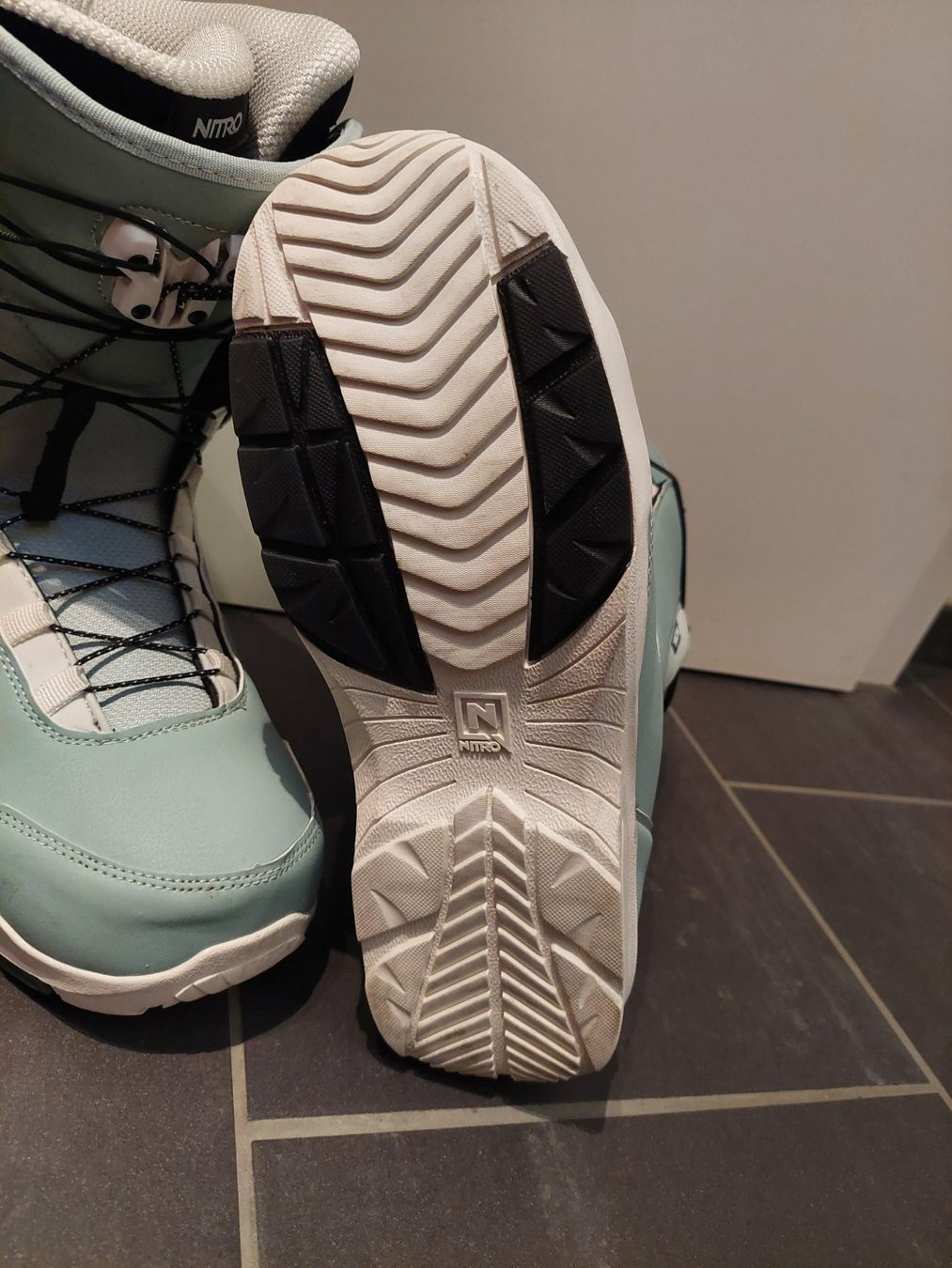 Snowboard Nitro Scarpe da uomo: Nitro Snowboard Schuhe Scala TLS – Nuovo (secondo la descrizione) da Ried b. Kerzers venduto da sin_qy8s 2