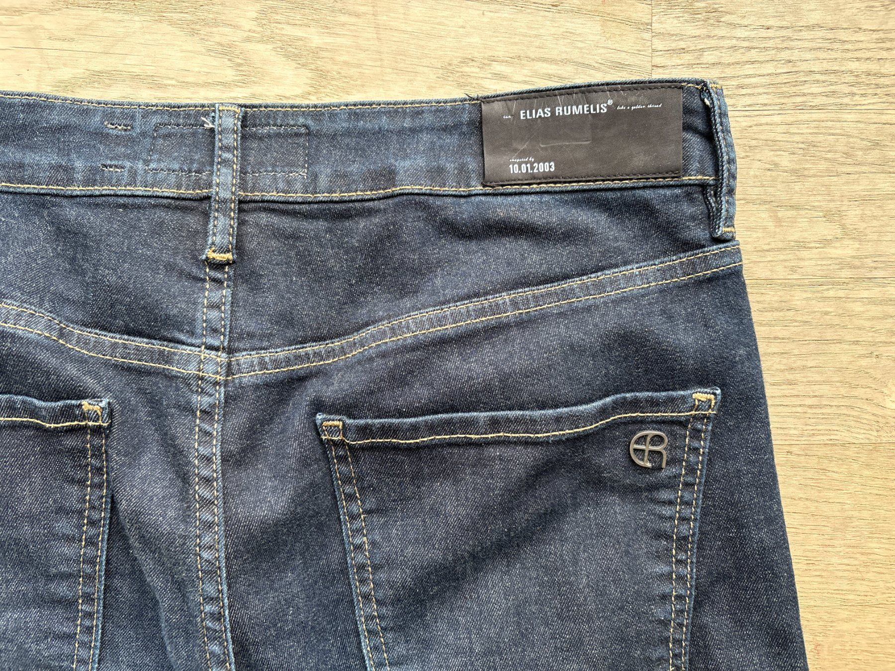 Elias Rumelis Jeans: Elias Rumelis Jeans Boyfriend Fit – Usato da Elgg venduto da Jo_Naj 4