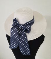 Sommerhut mit blauem Pünktchenband, Grösse 57 cm👒