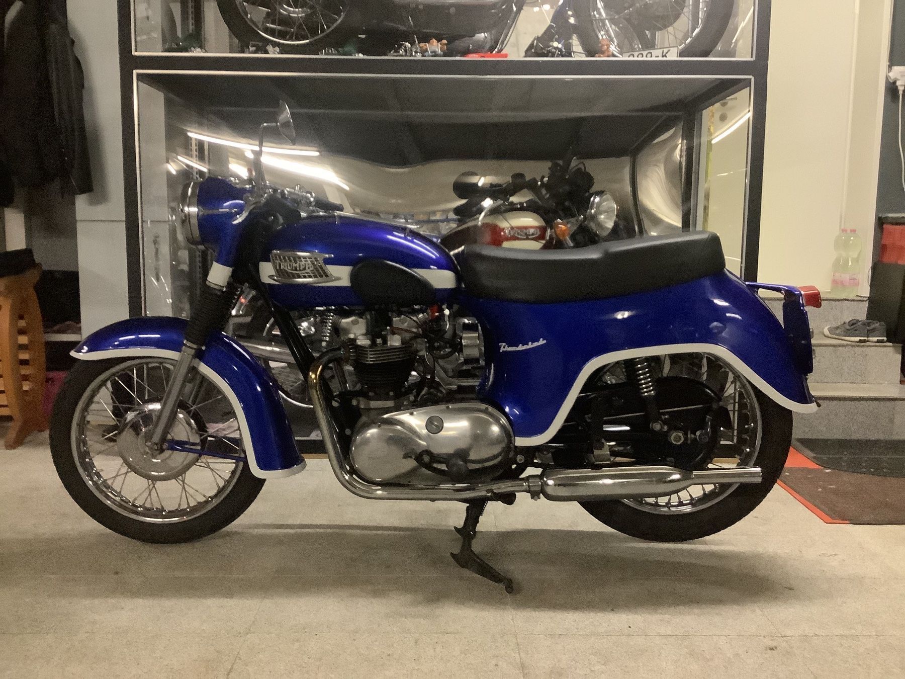 Triumph Strada: Triumph Thunderbird pre unit – Usato da Schlieren venduto da Kristina0 1