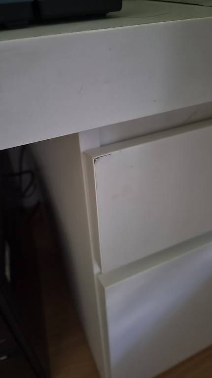 Ikea Scrivanie: Ikea Schreibtisch weiss – Usato da Marthalen venduto da Jenny.Z 1