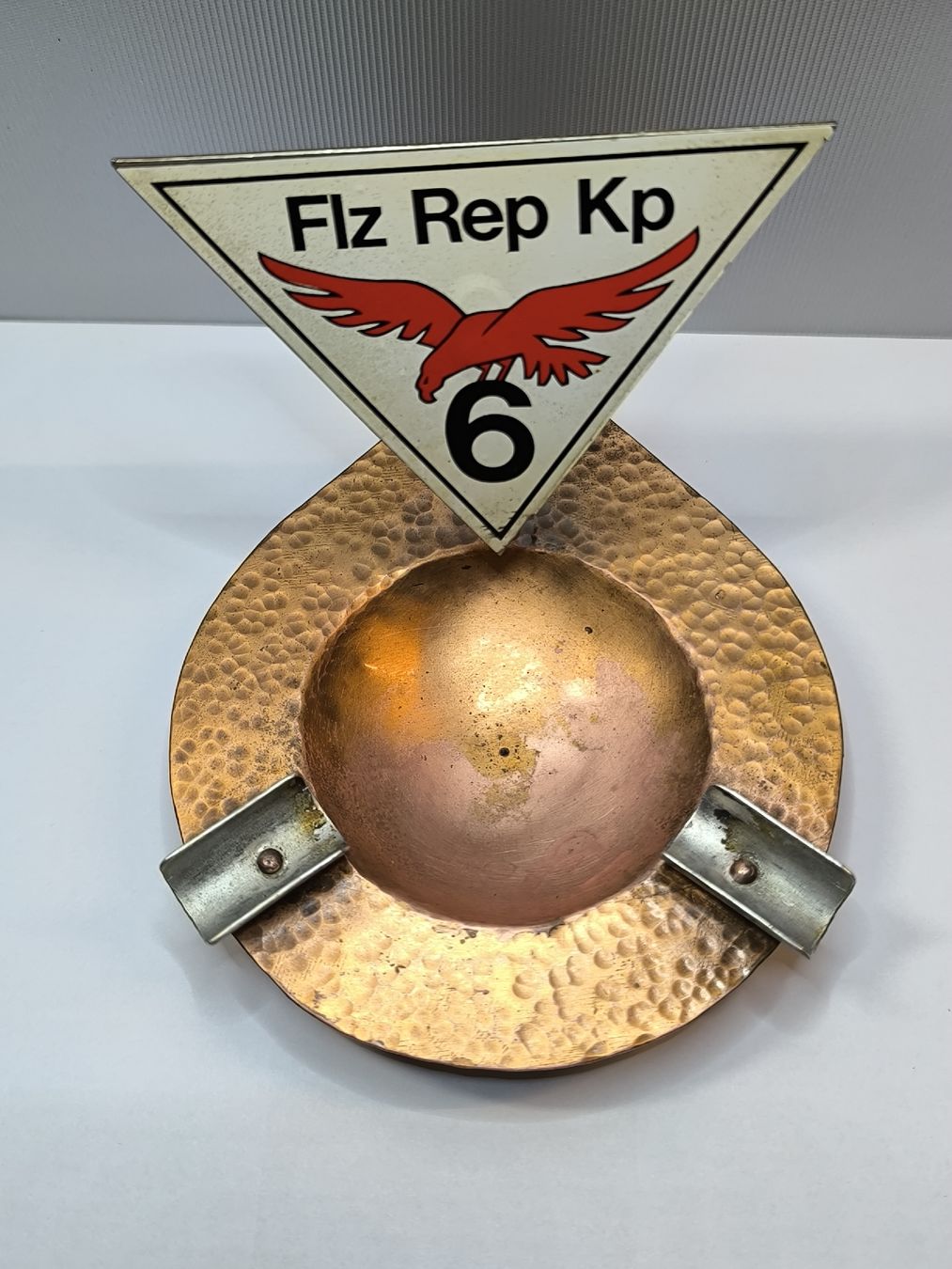 Portacenere: Tisch-Aschenbecher-Souvenir der Schweizer Luftwaffe – Usato da Boniswil venduto da ilk_qkq5 1
