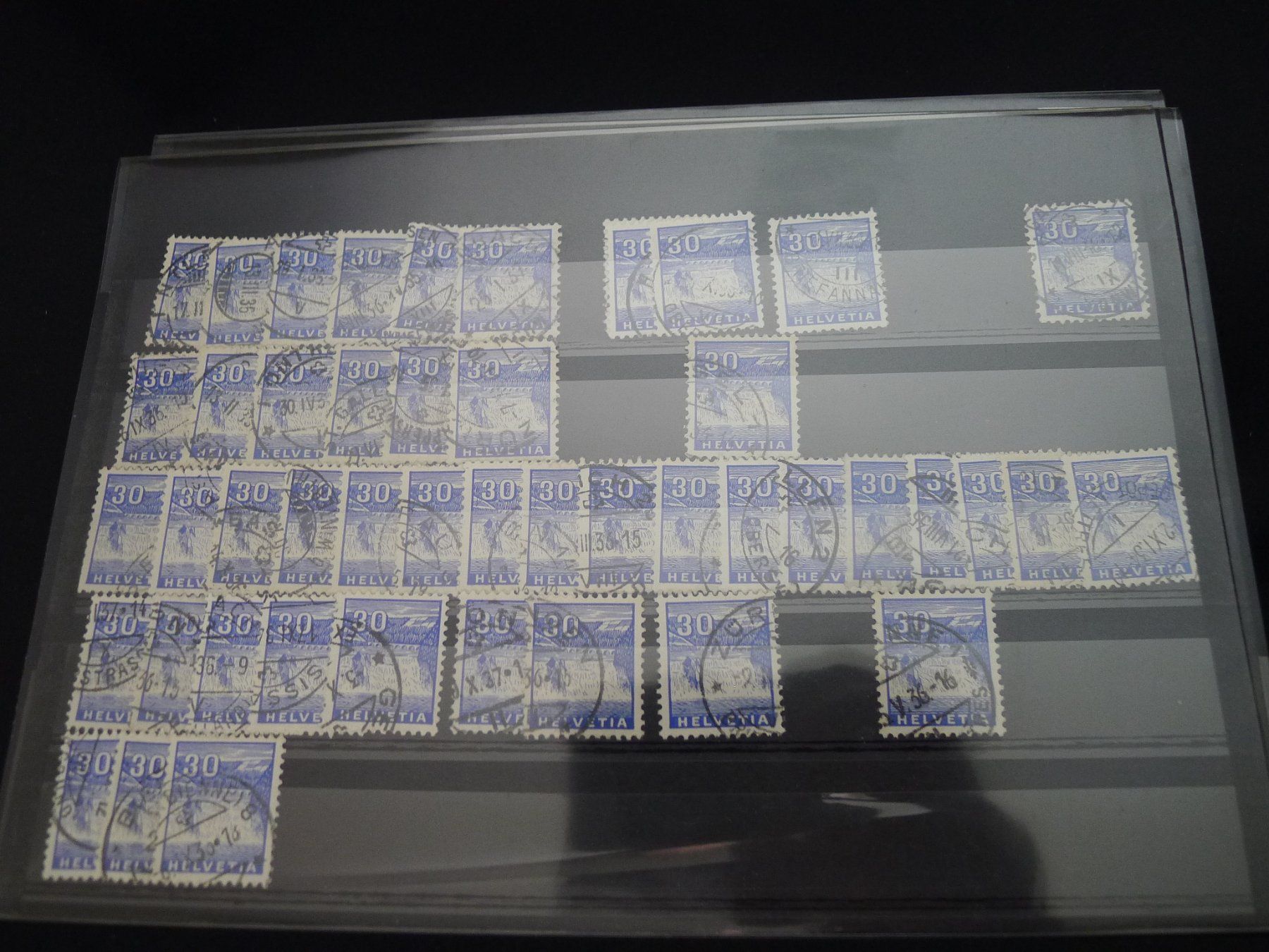 Tutti i francobolli: 1934 Schweizer Briefmarken Dubletten auf 6 Steckkarten – Usato da Dagmersellen venduto da q1w2e3r4 4