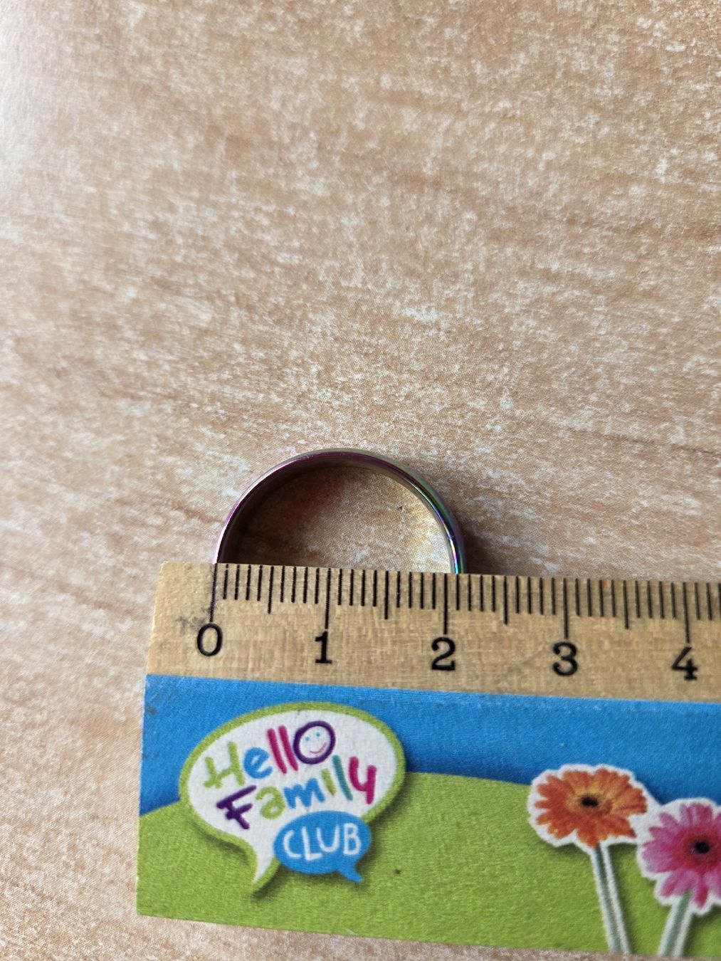 Anelli: Ring aus Metall Regenbogenfarben Gr.24/64 – Usato da Winterthur venduto da katzen07 5