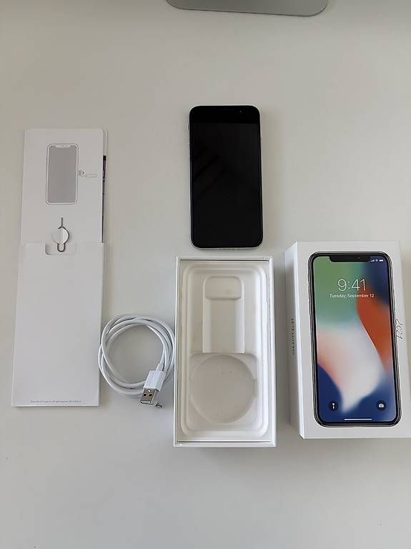 Telefoni cellulari / Smartphones: iPhone X 64GB  – Usato da Tägerwilen venduto da dig_6lmk 3