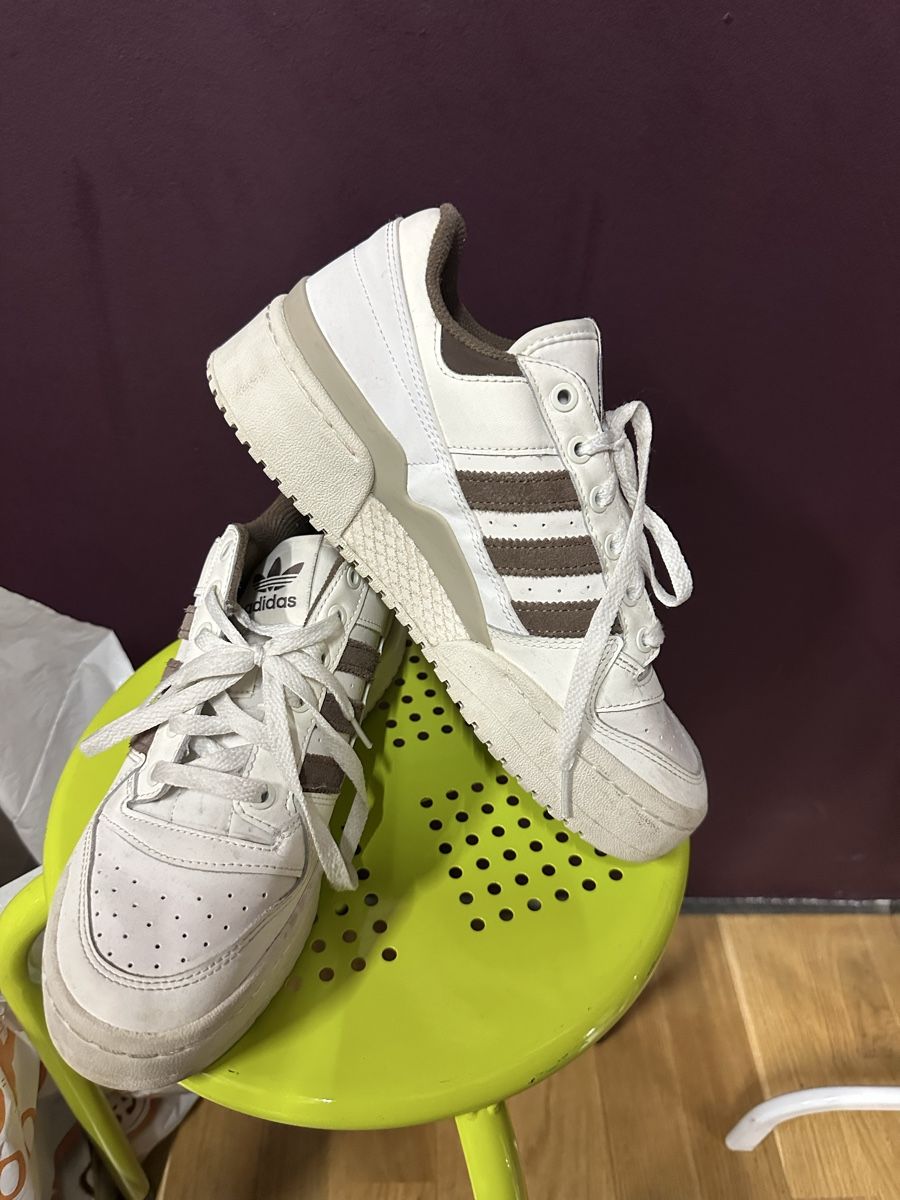 Adidas Scarpe da donna: Adidas Sneaker – Usato da Euthal venduto da Leandra01 1
