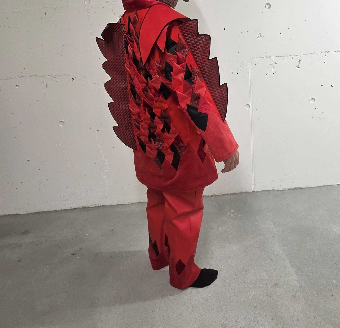 Costumi: Fasnachtskleid "Pilatus-Drache" – Usato da Luzern venduto da Luha1 5