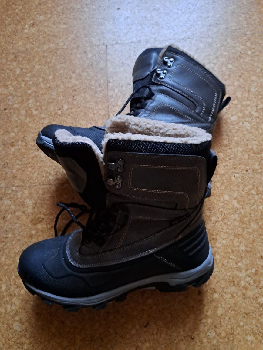 Scarpe da uomo: Winterstiefel Grösse 43 wasserfest – Usato da Schüpfheim venduto da madeleine69