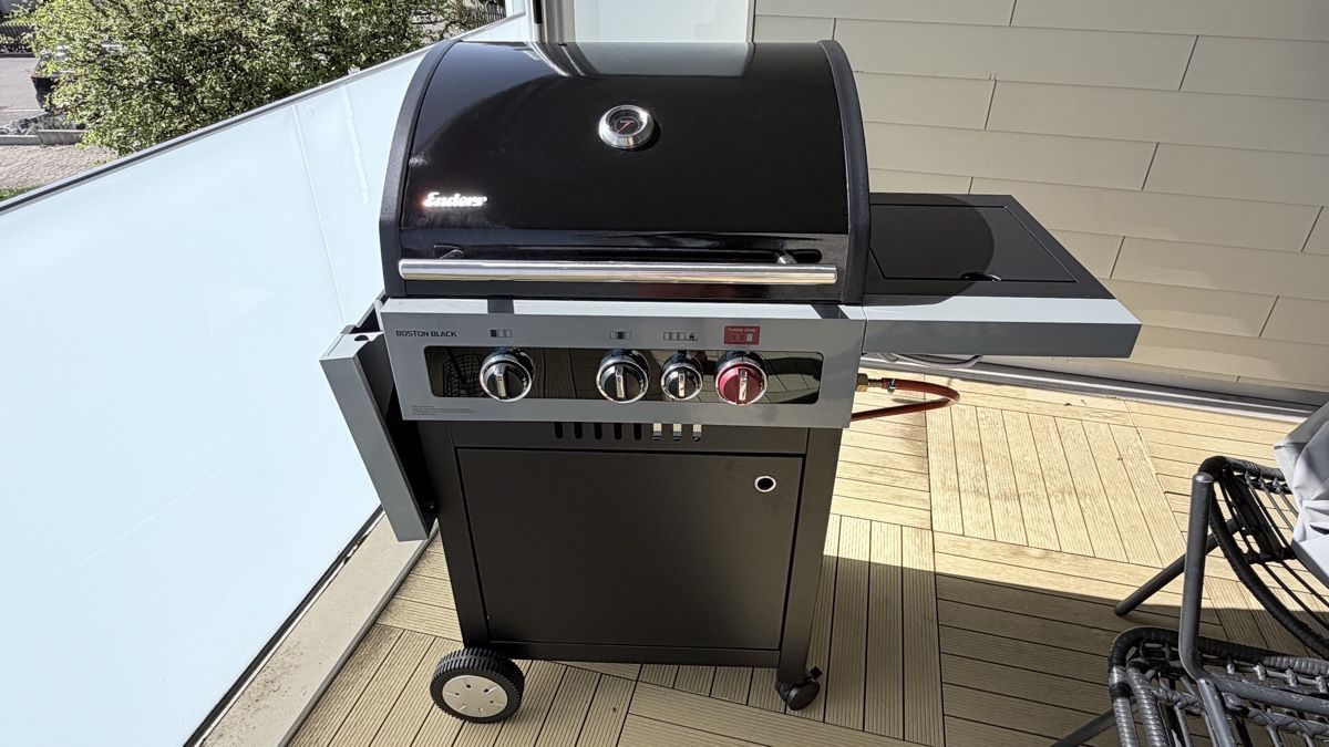 Grills: Gasgrill Enders Boston black – Gebraucht aus Pfäffikon ZH von Maese2011