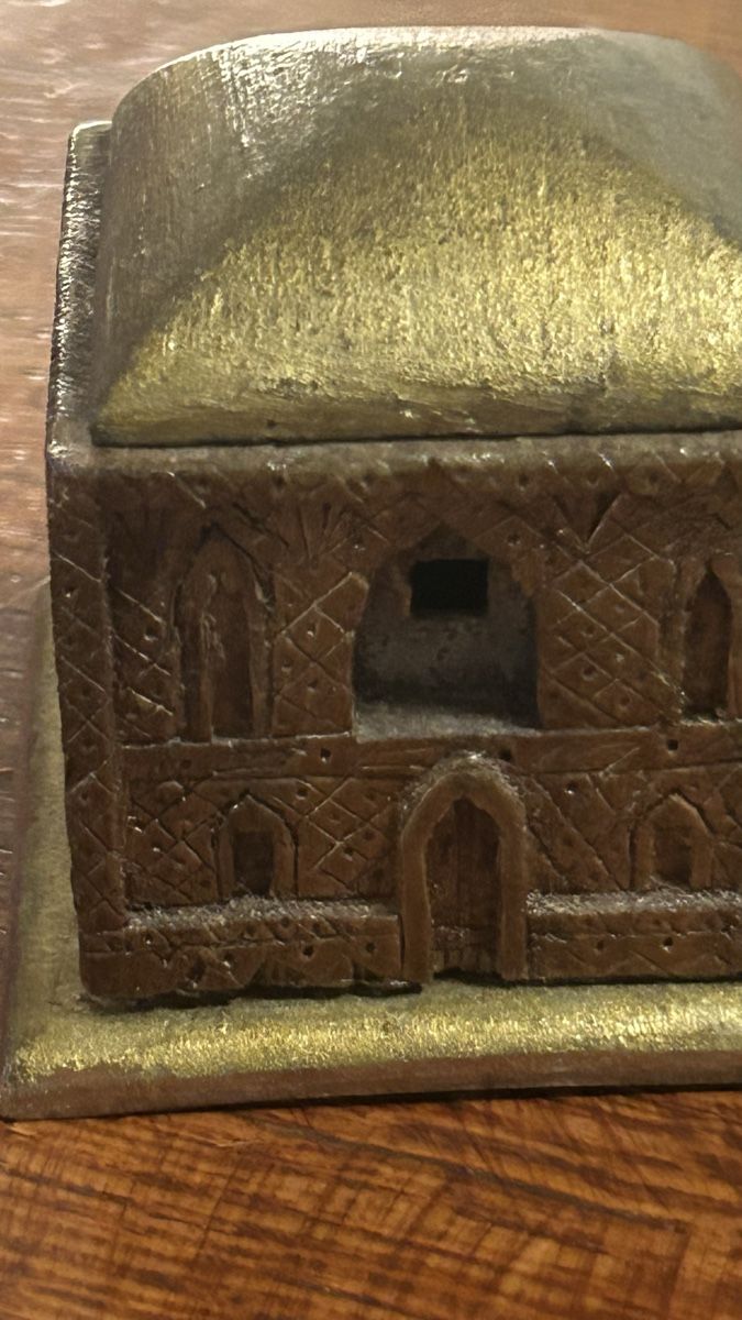Portagioie: Cannabis Dose Schatulle aus Holz in Form einer Moschee – Usato da Riedholz venduto da Frettchen63 6