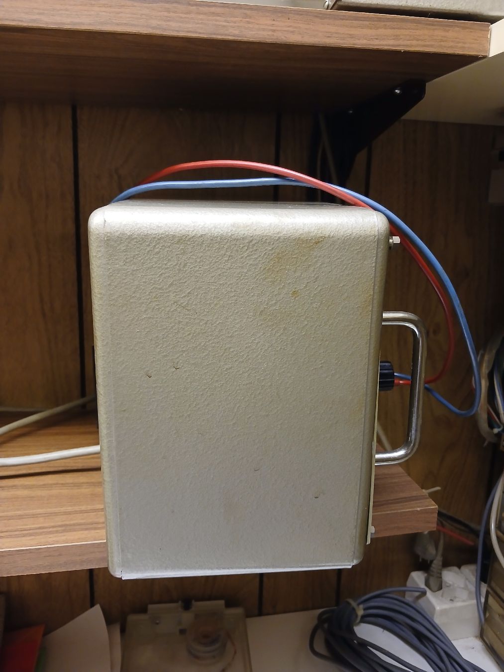 Elettrotecnica: Labornetzteil Labornetzgerät analog akzeptabel – Usato da Flüh venduto da Snickerin 1