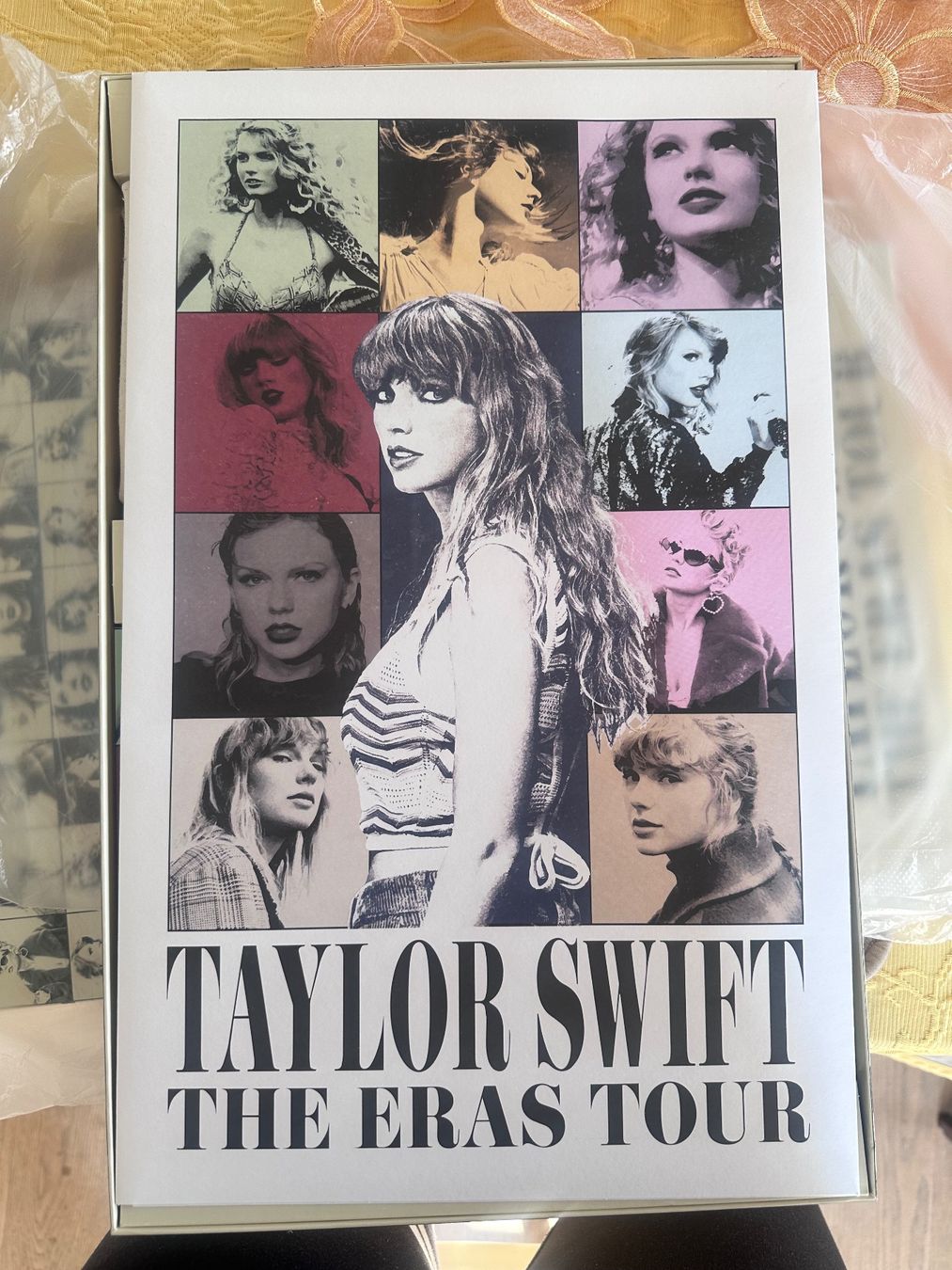 Carte collezionabili: Taylor Swift Era‘s Tour package – Usato da Rüschlikon venduto da tcf_mp8y 2