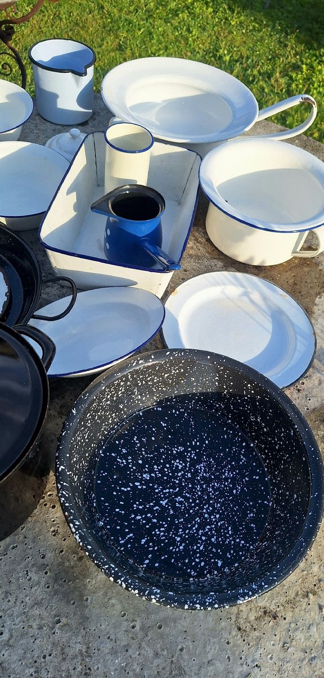 Set di piatti: Antike Emaille-Geschirr-Sammlung🥰 – Usato da Emmenbrücke venduto da abu_9mj8 2