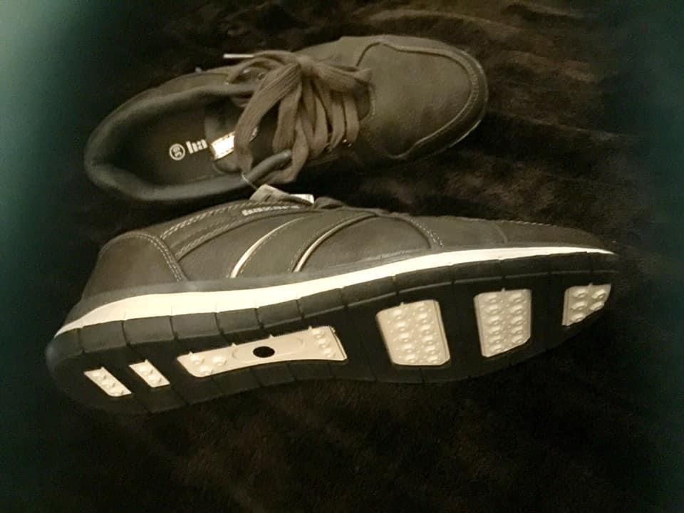 Scarpe da uomo: Schuhe Sneaker Hazard neu Gr.38 – Nuovo (secondo la descrizione) da Bolligen venduto da Mitica 1