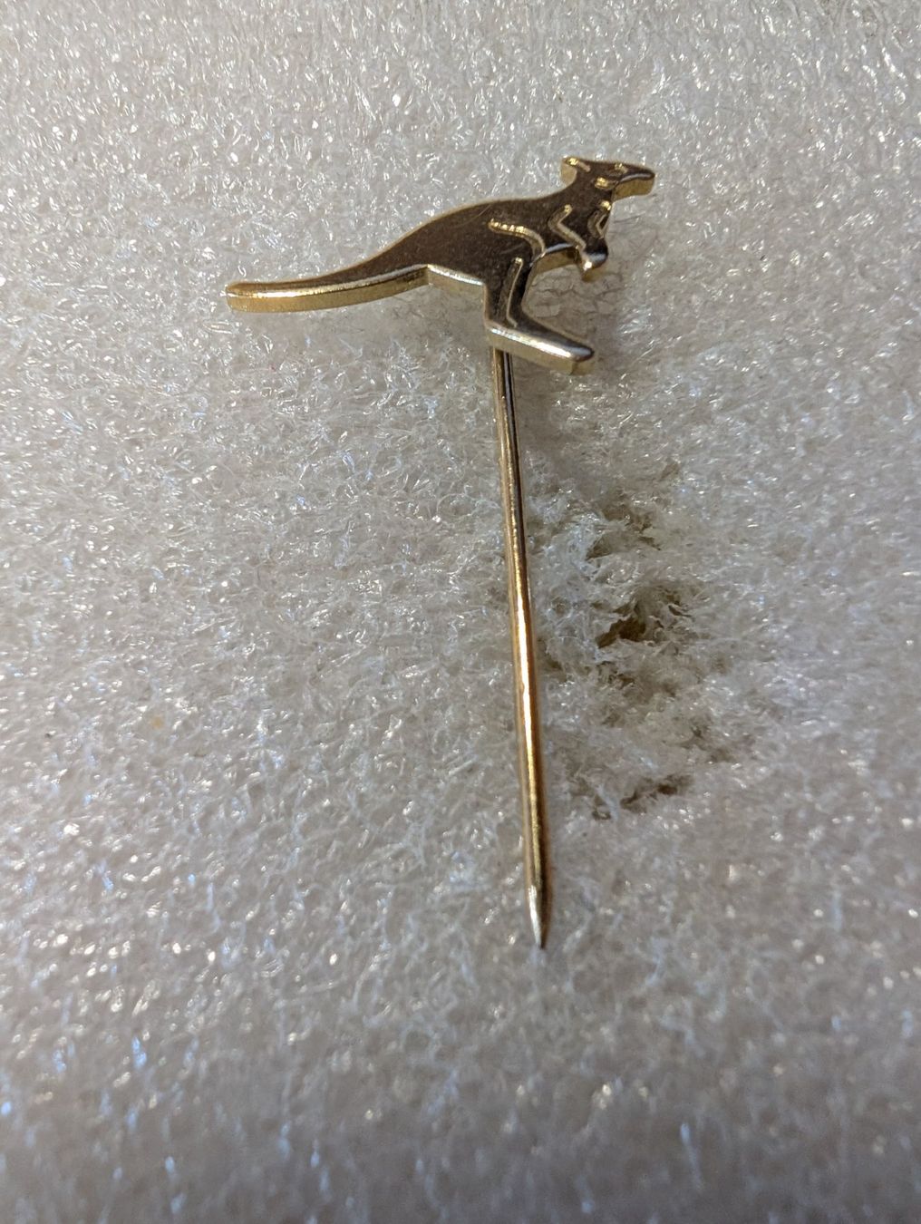Placchette & Badge: Anstecknadel 39: Känguru – Usato da Oppligen venduto da Pin-Fall-Shop