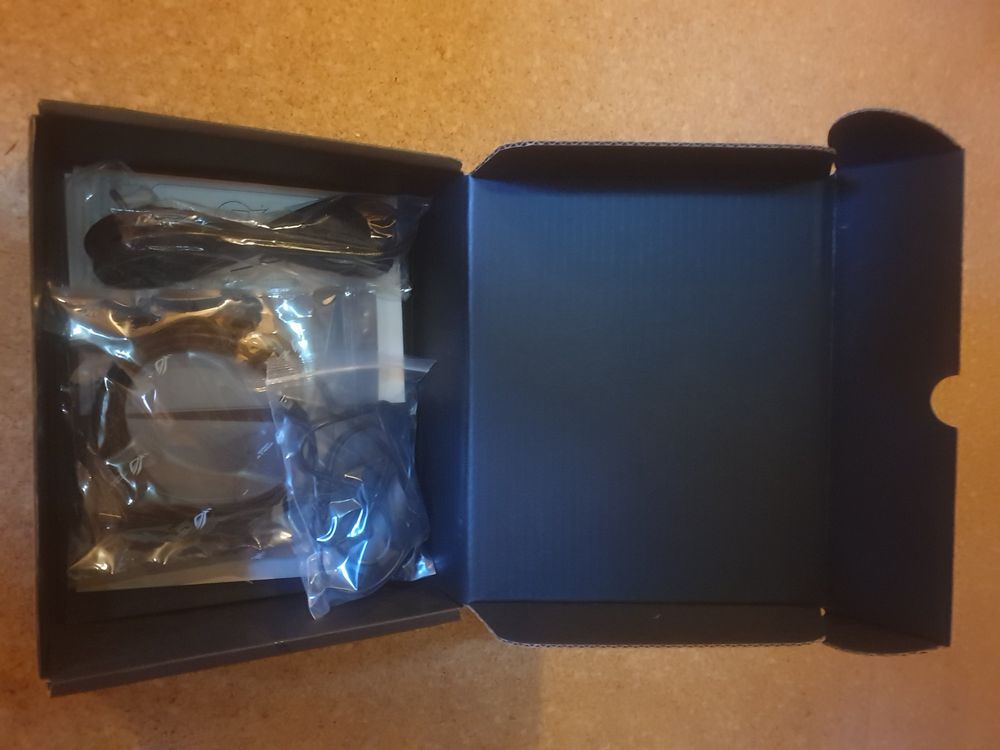 Monitor Asus Rog Swift PG43U Kaufen auf Ricardo