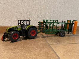 SIKU Claas Axion 950 mit Amazone