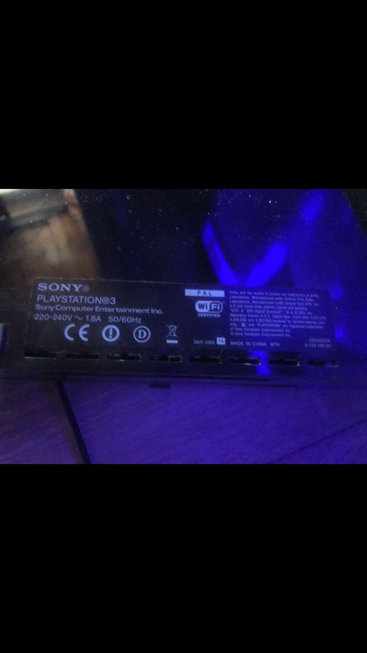 Sony Console: PlayStation 3 mit 2 Wireless Controller einer ist Neu – Usato da Opfikon venduto da Sonnenuntergang12 7