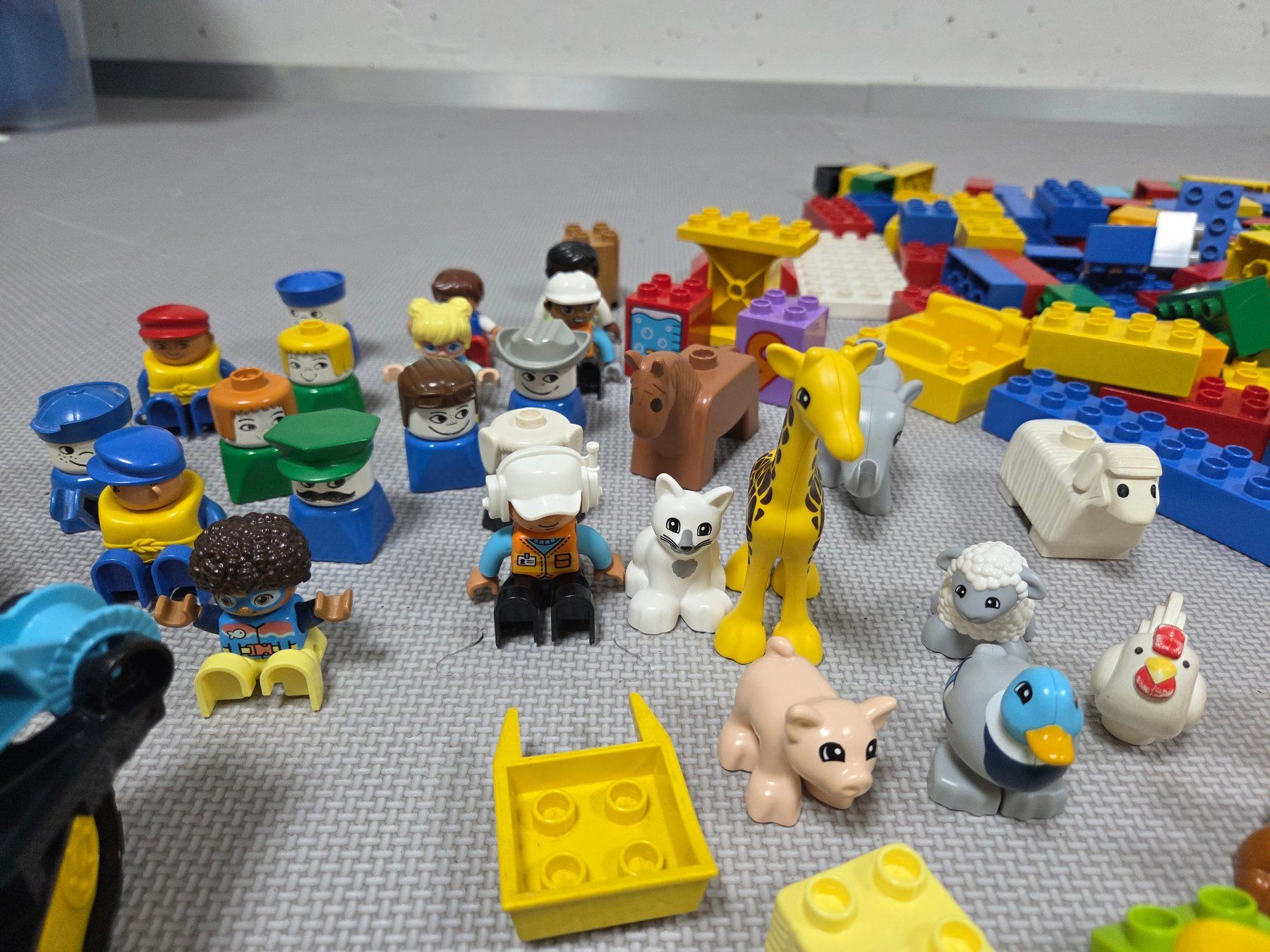 Lego Giocattoli: Grosse Lego Duplo Sammlung – Usato da Guemligen venduto da k9n_f5nr 7