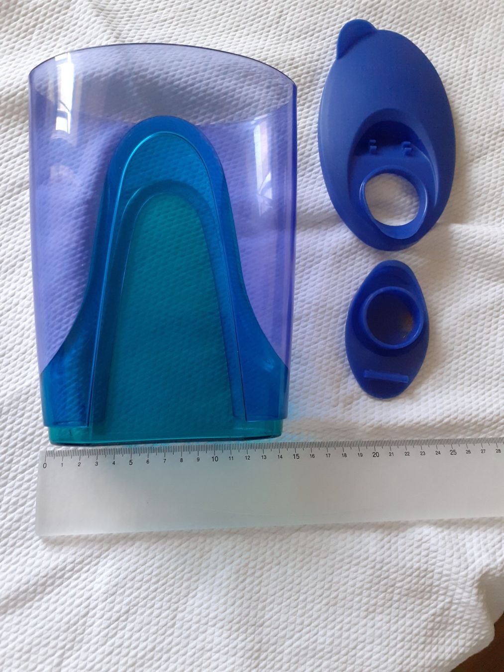 Tupperware Behälter & Ähnliches: Tupperware lila Kunststoff – Gebraucht aus Yverdon von DerStorchUndDieBiene