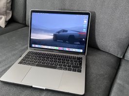 MacBook Pro 13“ (2017) 2,3GHz Dual Core Intel i5