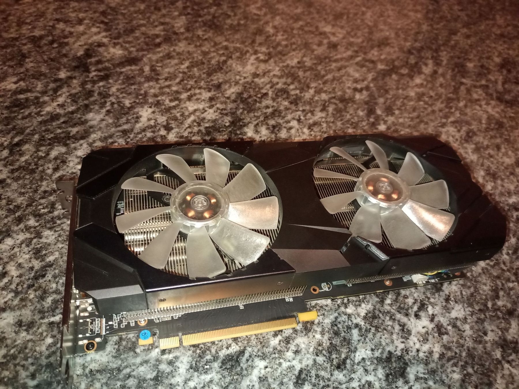 Schede grafiche: NoName GeForce RTX 2060 Super – Usato da Buchs AG venduto da SellAndBuyX