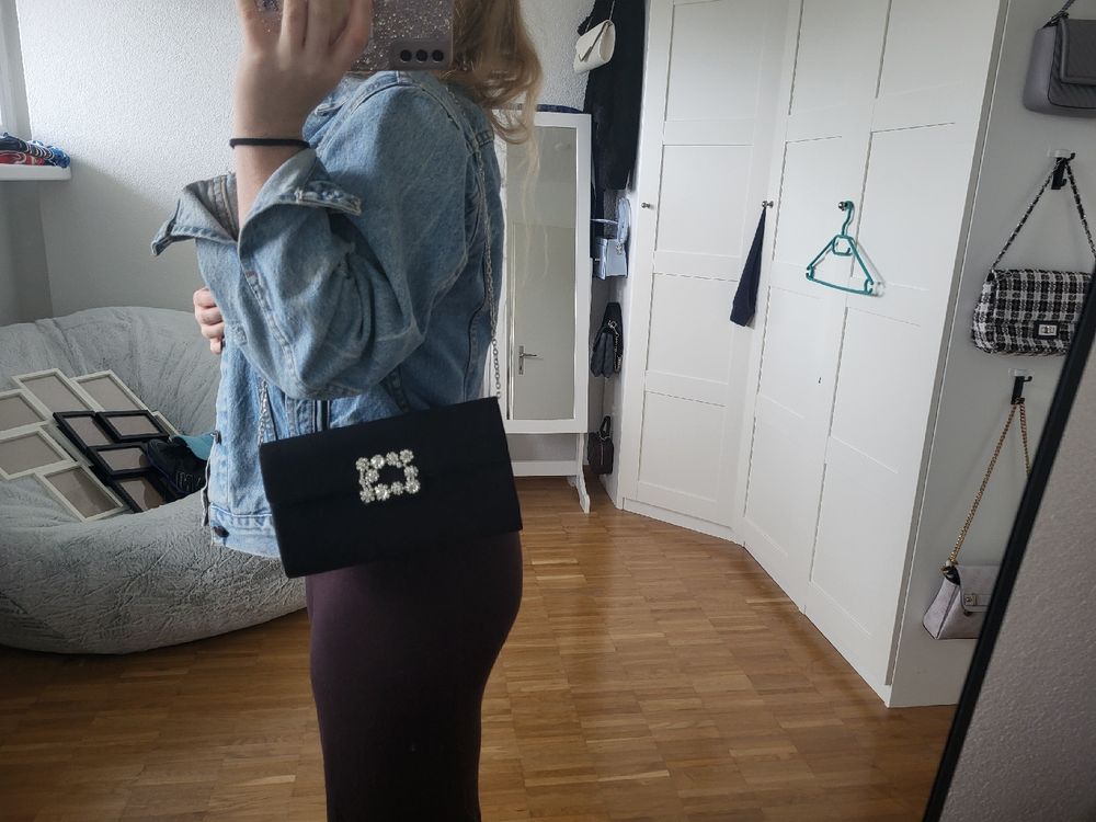 GUESS Jania Crossbody Camera Bag – Kompakte Umhängetasche, 19,5 X 13 X 7 Cm – Stylisches Alltags-Accessoire