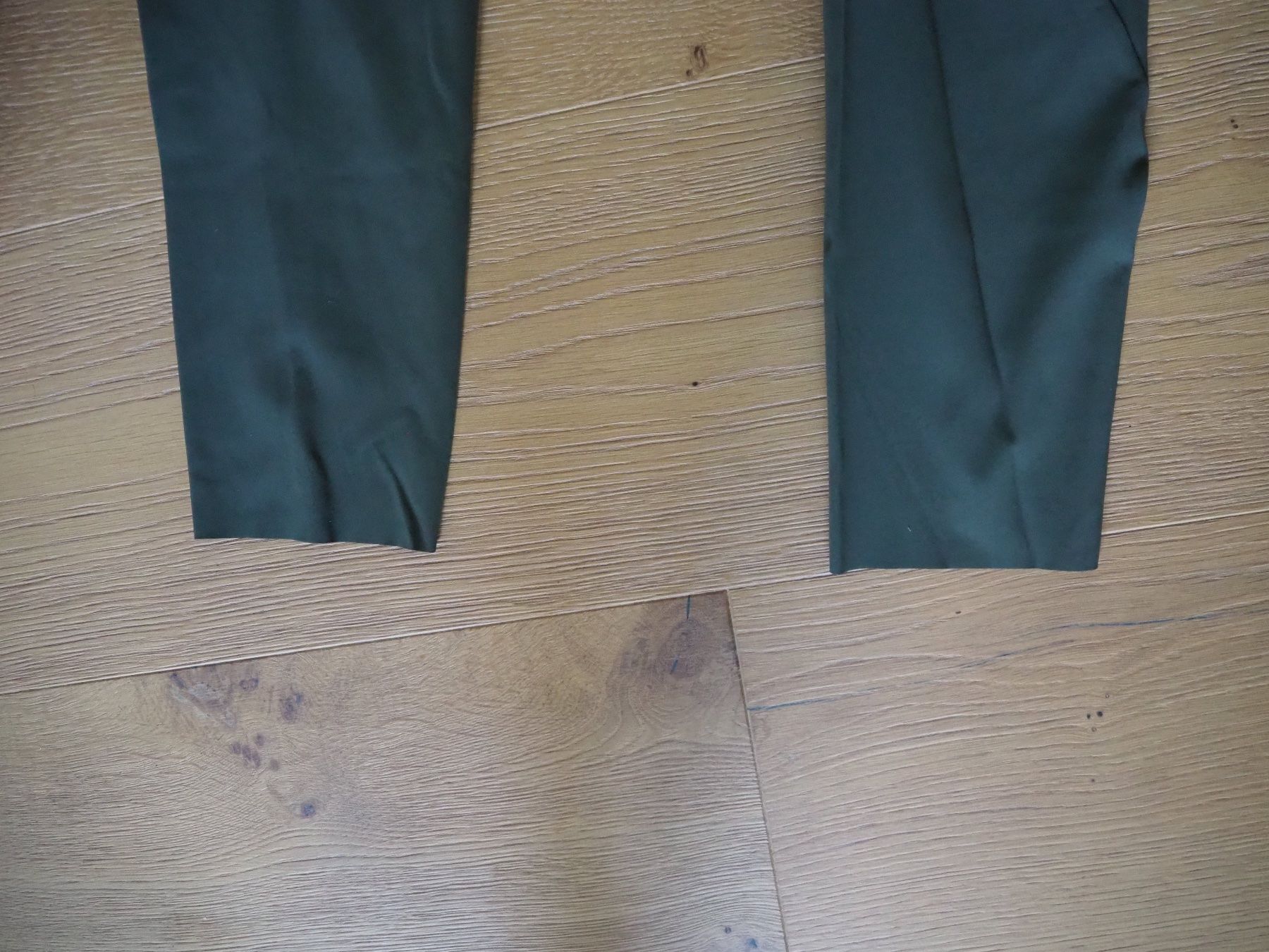 Peak Performance Leggings: Peak Performance Leggings olive Gr. M – Gebraucht aus Zürich von snowow 1