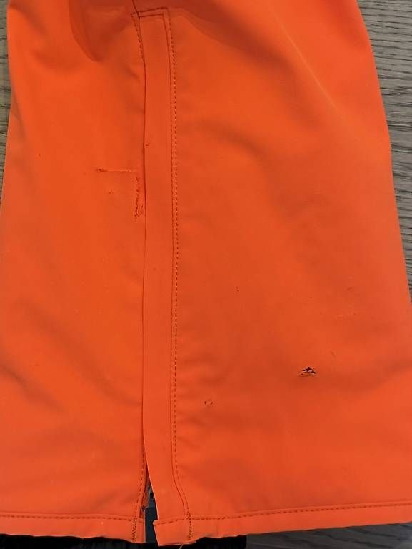 Pantalons: Pantalon ski Descente Swiss ski – D'occasion à Vandoeuvres par mar_gk9x 2