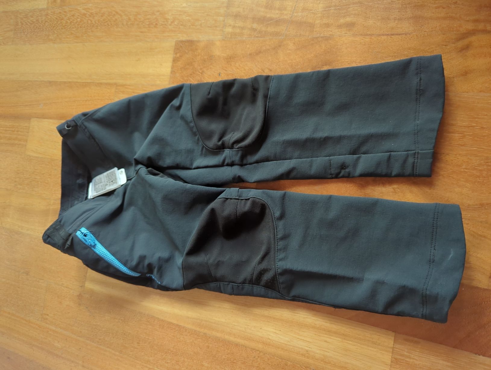 Decathlon Lotti & Set di vestiti: Quechua Wanderhose Gr. 3-4J – Usato da Eglisau venduto da raf_hn2x