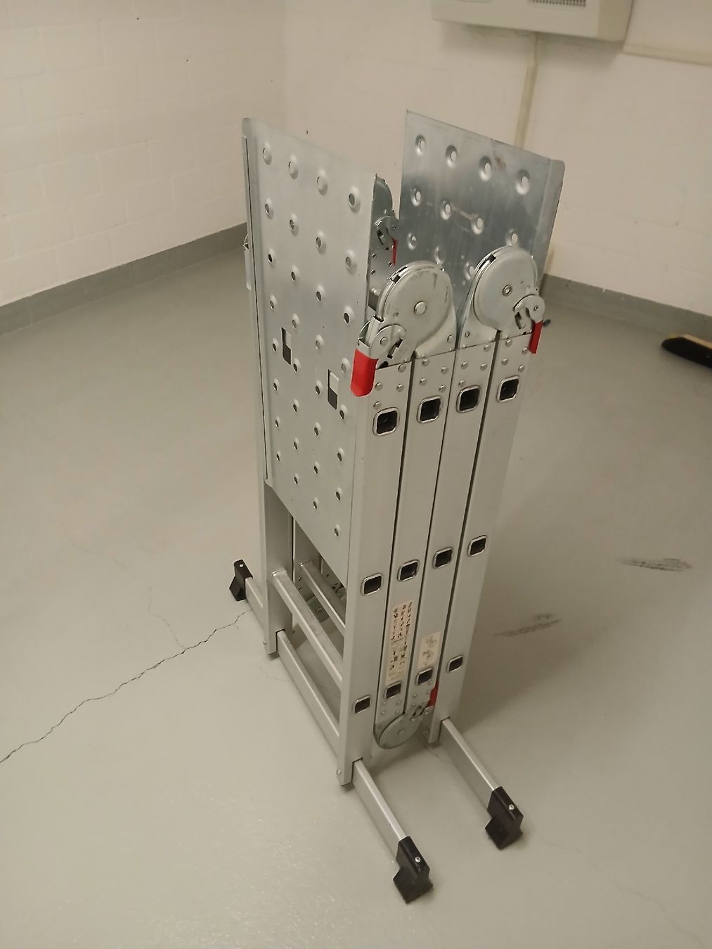 Scale: leitern 3.55 lang – Usato da Fislisbach venduto da nemo064