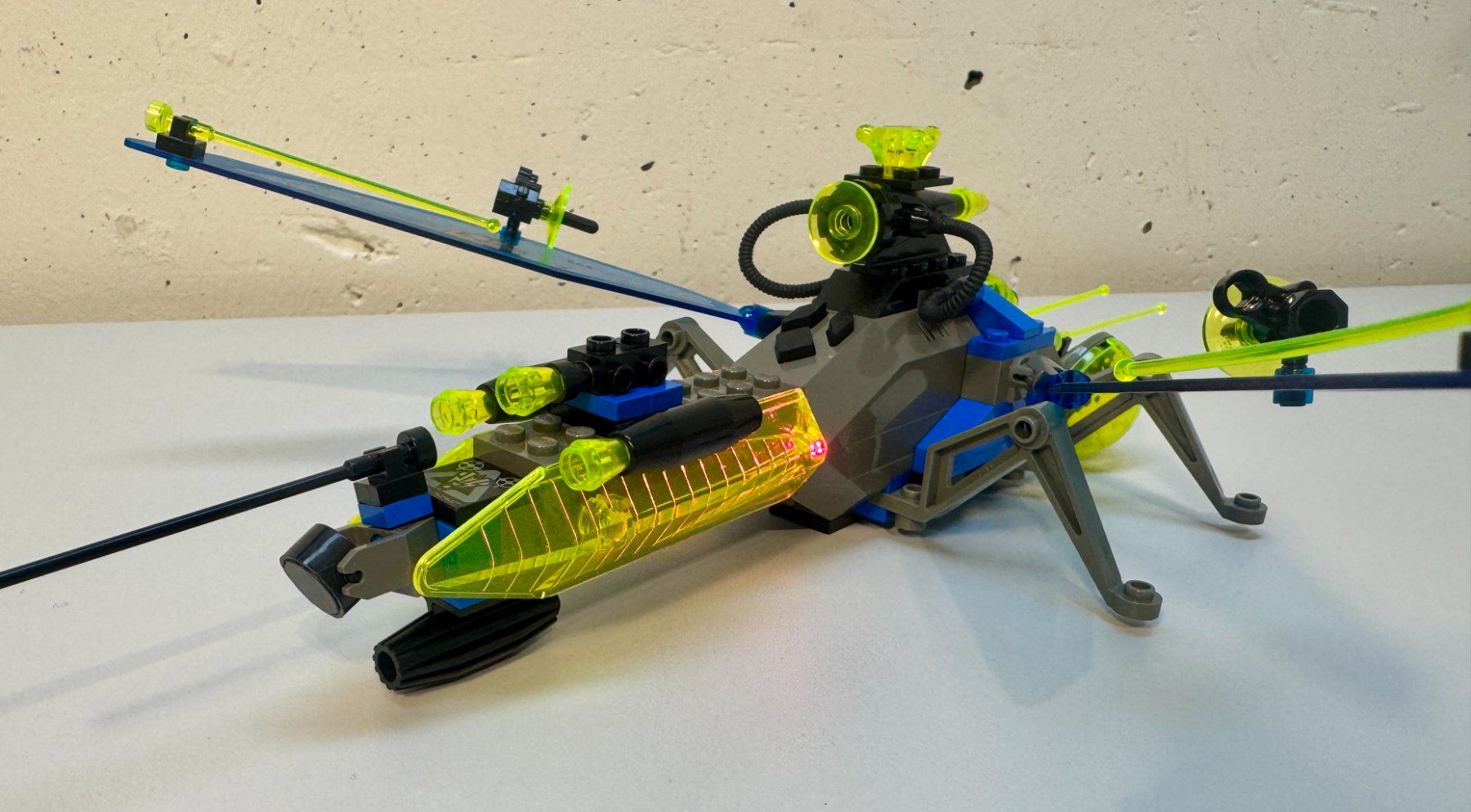 Lego Kit di costruzioni: Lego 6907 Space Insectoids Sonic Stinger Light and Sound – Usato da Rechthalten venduto da hosme_be 4