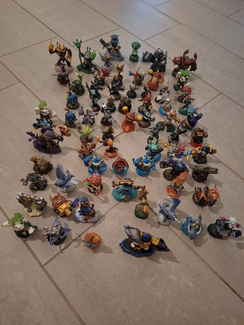 Nintendo Statuette: Skylanders Figuren – Nuovo (secondo la descrizione) da Hohentannen venduto da MagmaCollectibles