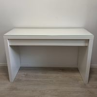 IKEA Malm Schreibtisch/ Schminktisch 120 x 77 x 41 