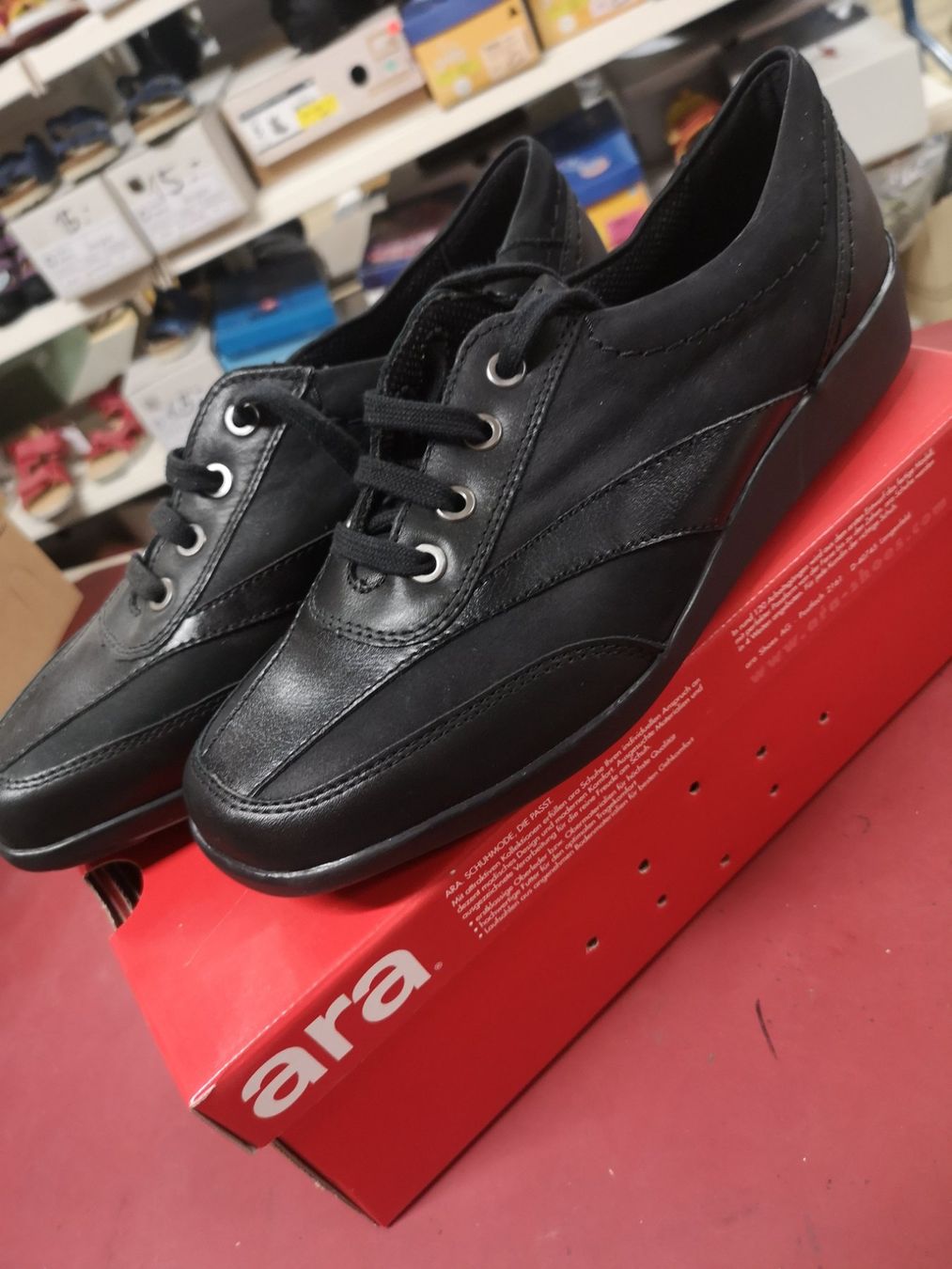 Ara Chaussures femmes: Ara – Neuf avec emballage d'origine à Möhlin par Highwaytom
