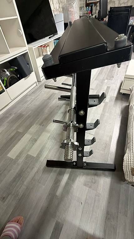 Hometrainer: Set musculation complet  banc + barre + rangement poids – Gebraucht aus Lausanne von mig_52dc 4