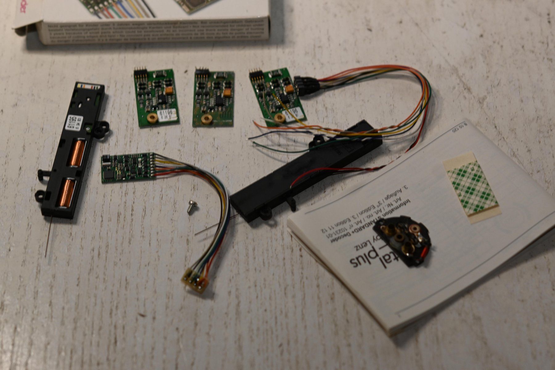 Modelleisenbahnen: Digital Plus Lokdecoder usw. mit OVP – Gebraucht aus Laupen ZH von Zmoewe 1