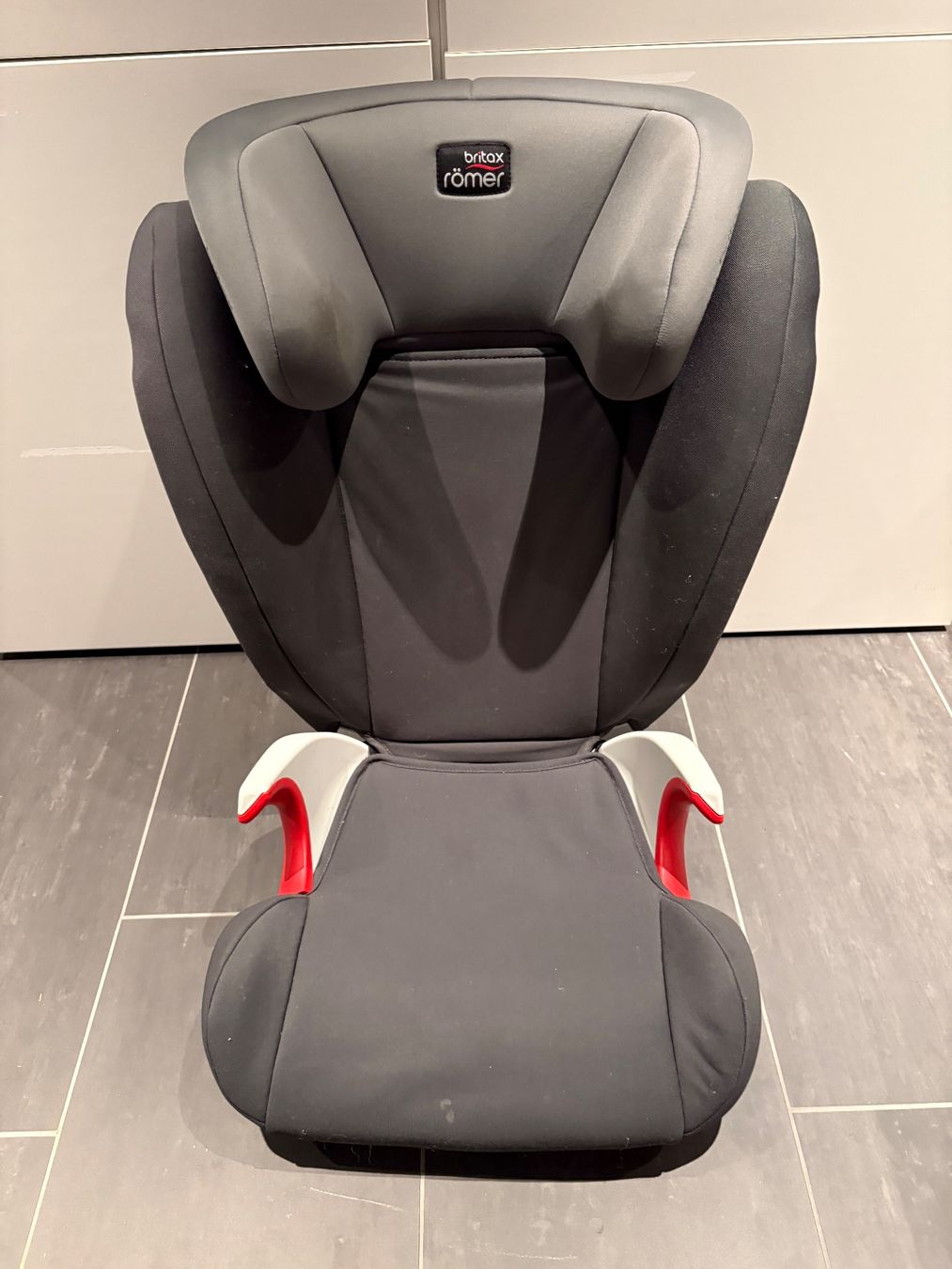 Britax Römer Auto-Kindersitze: Kindersitz Römer Britax – Gebraucht aus Fribourg von DanielPascal