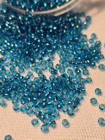Rocailles Perlen glänzendes blau 2.5mm