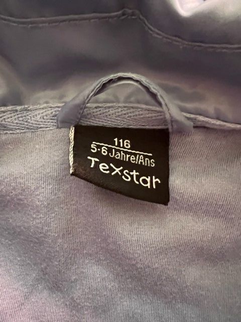 Giacche & Cappotti: Kinder Jacke mit Kapuze Gr.116 – Usato da Wabern venduto da MagdalenaWabern 4