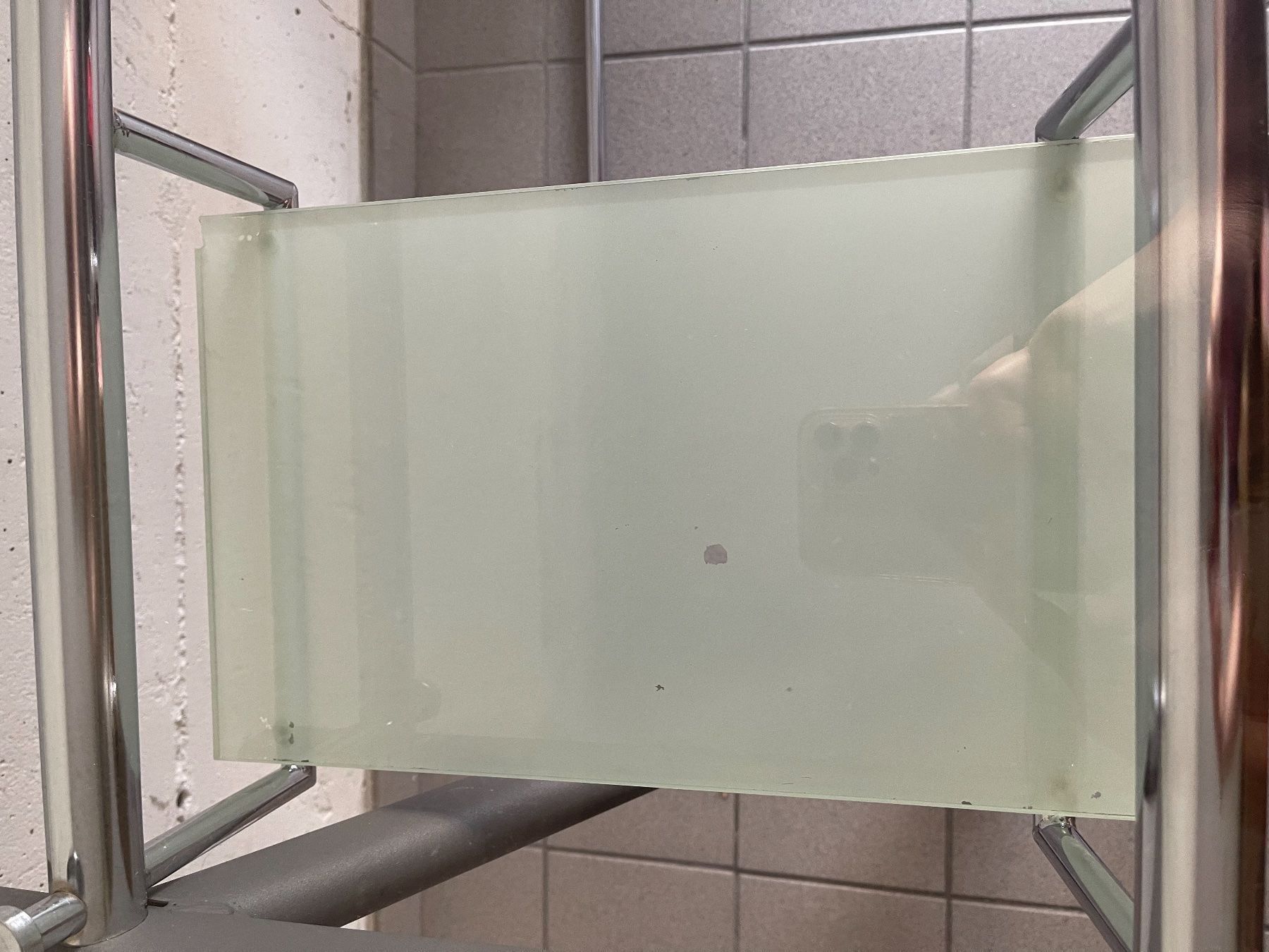 Scrivanie: Glasschreibtisch – Usato da Schaan venduto da mugerle 1