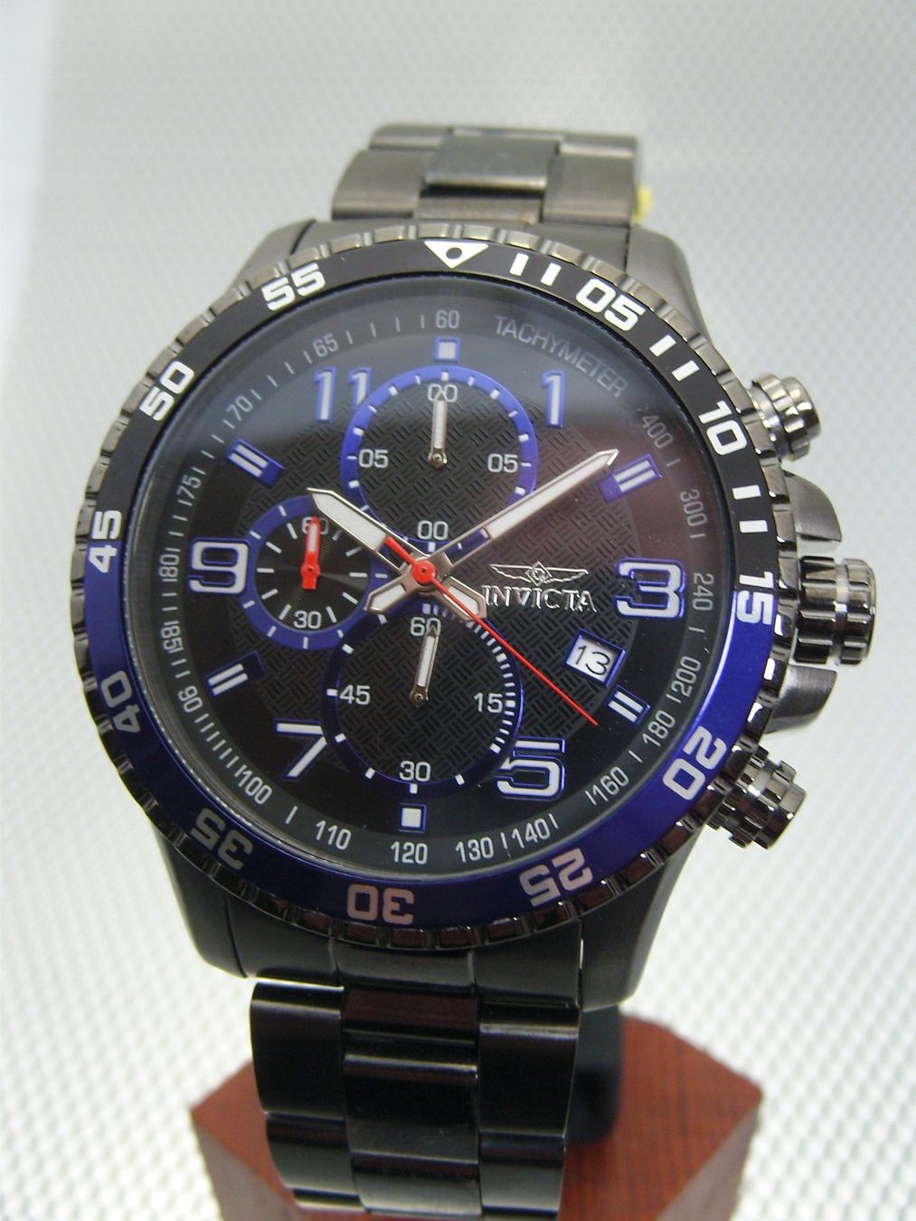 Invicta Uhren: Neuer, ungetragener Invicta Chronograph – Neu und originalverpackt aus Mels von niezie2002