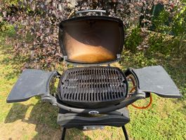Weber Q 1200 W/Stand BLK C Gasgrill mit Zylinder CH-Anschlus