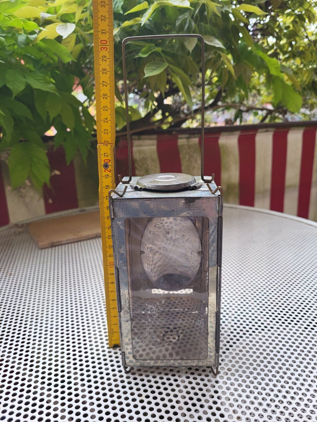 Schweizer Armee Lanterne: Lampe pliable de l'armée suisse – Usato da MONTREUX venduto da syrah28 1