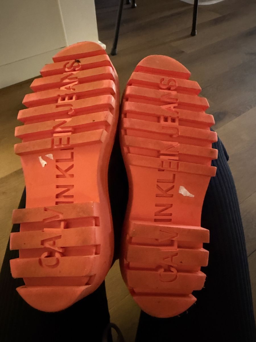 Calvin Klein Scarpe da donna: Calvin Klein Stiefel Schwarz Orange Grösse 36 – Usato da Gockhausen venduto da Lauvja 4
