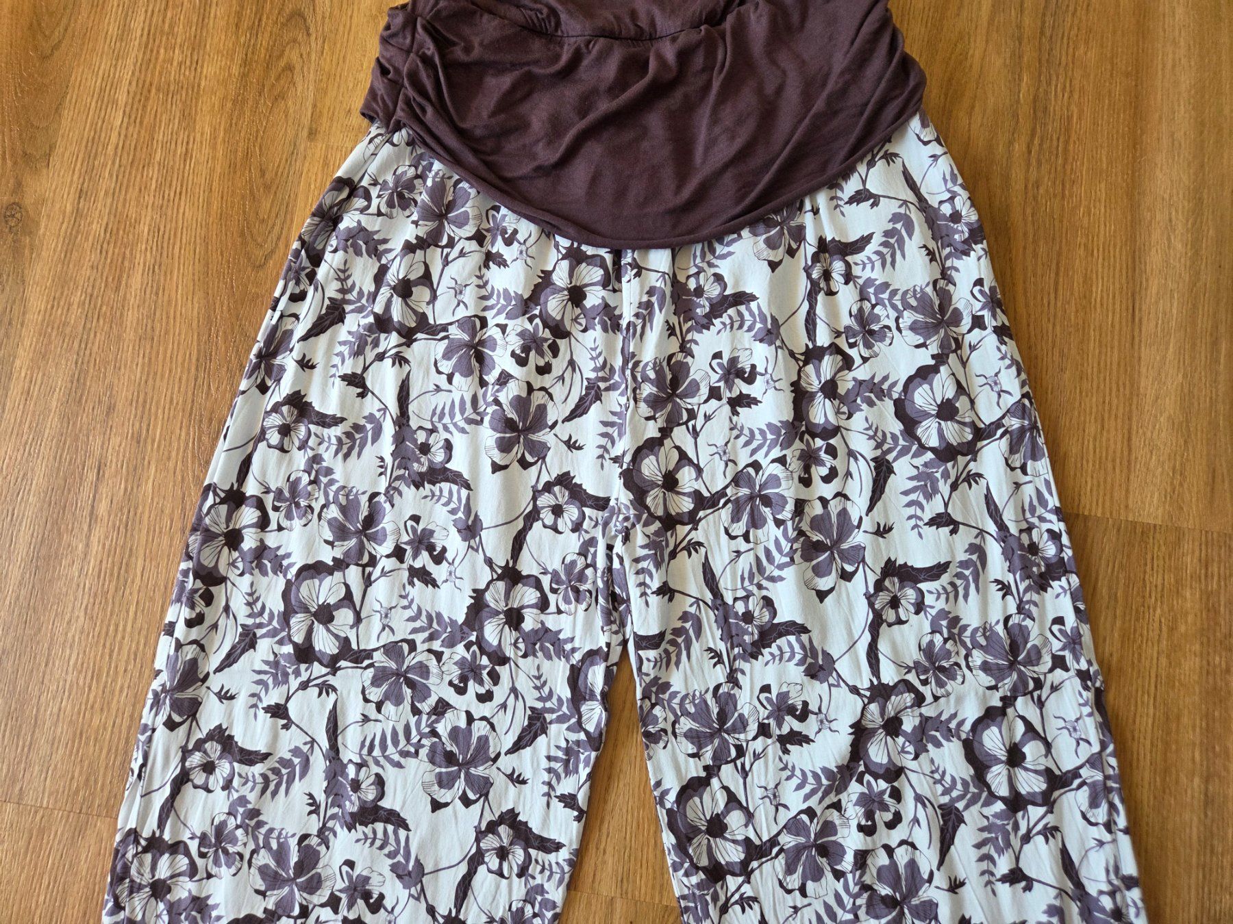 Pantaloni: Haremshose Gr. M, dünn – Nuovo (secondo la descrizione) da Heinrichswil venduto da sabi2809 2