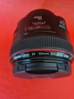 Objectif Canon EF 50mm f/1.2 L USM en très bon état général