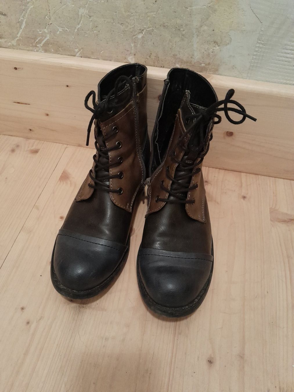 Damenschuhe: Winterschuhe – Gebraucht aus Nuglar von jentel